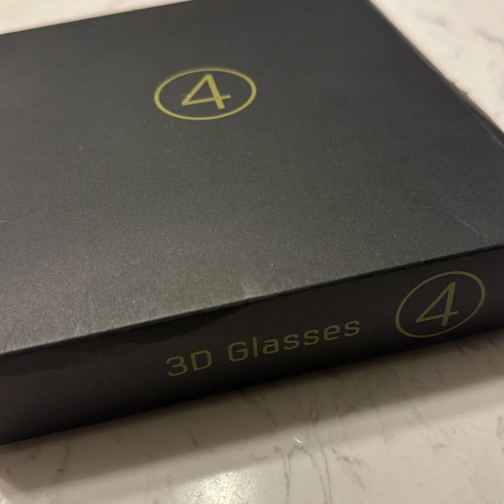 Samsung 3 D glasses - 4 pair